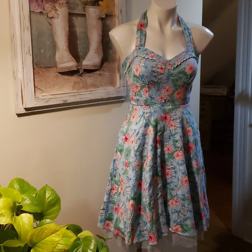 Hot Topic Dress - Picture 5 of 13